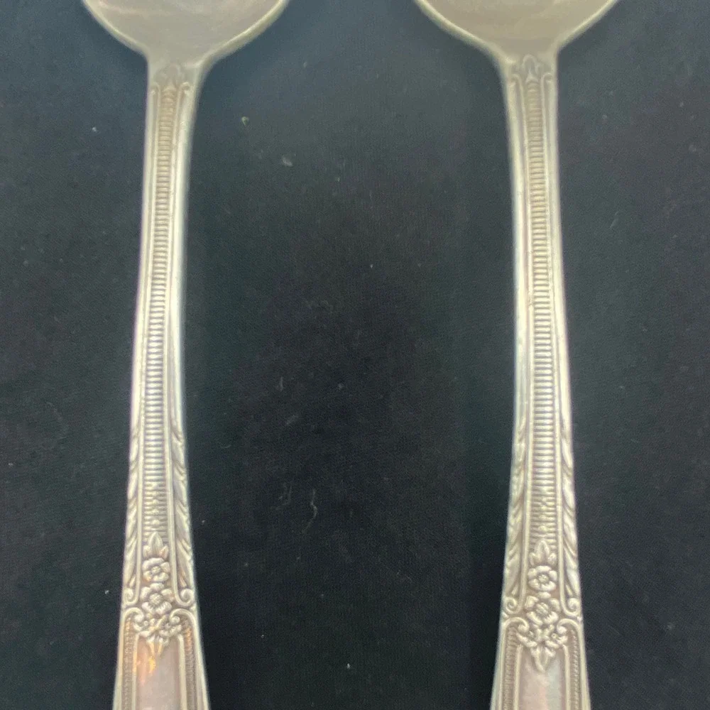William Rogers IS Gardenia Silverplate Spoons Set of 2 Floral Art Deco 6
